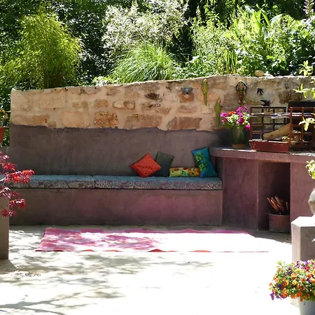 Moulin De Latreille לינה וארוחת בוקר 4*