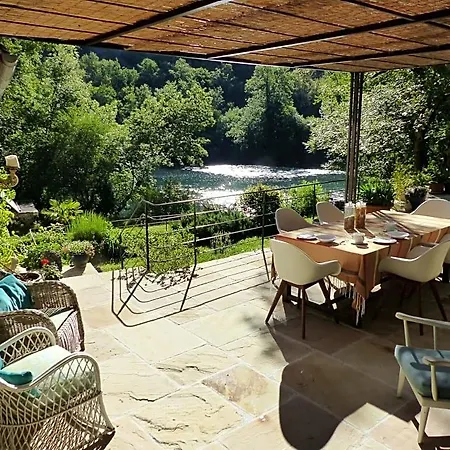 Moulin De Latreille Nocleg ze śniadaniem 4*
