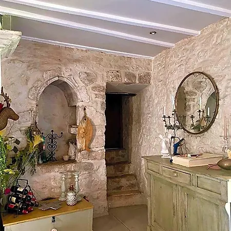 Nocleg ze śniadaniem Moulin De Latreille 4*