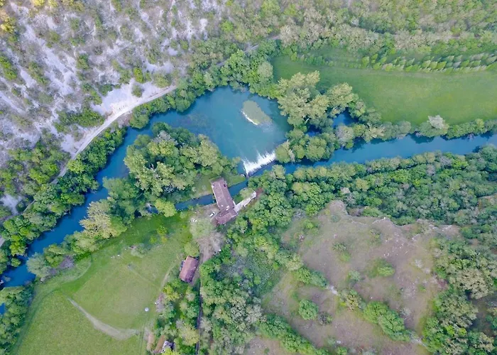 Bed and breakfast Moulin De Latreille