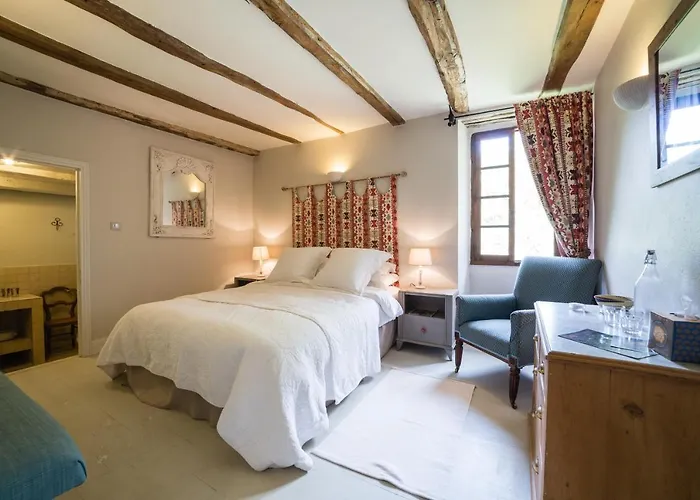 Moulin De Latreille 4*